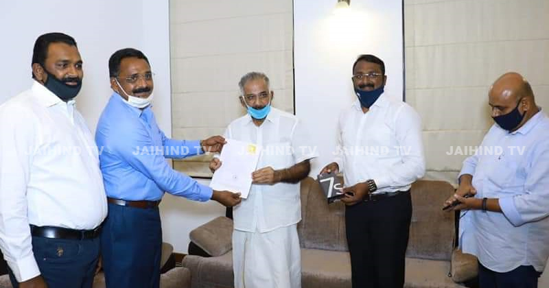 മുട്ടില്‍ വനംകൊള്ള : പ്രതികൾ മന്ത്രി ശശീന്ദ്രനുമായി കൂടിക്കാഴ്ച നടത്തി, ഒപ്പം സ്വകാര്യ വാർത്താ ചാനല്‍ മേഖല മേധാവിയും ; ദൃശ്യങ്ങൾ പുറത്ത്