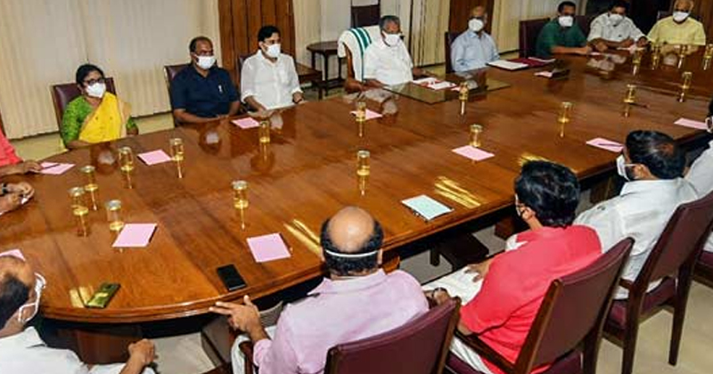 ന്യൂനപക്ഷ സ്കോളർഷിപ്പ് അനുപാതം മാറ്റി ; തീരുമാനം മന്ത്രിസഭാ യോഗത്തില്‍