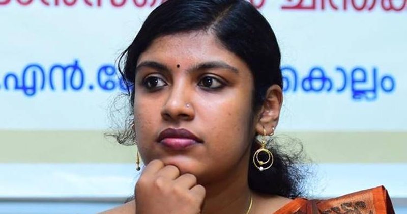 'ചിന്താ ജെറോം എന്നും വിസ്മയം, സഖാവായാല്‍ എന്തും സാധ്യം' ; പരിഹസിച്ച് കുറിപ്പ്