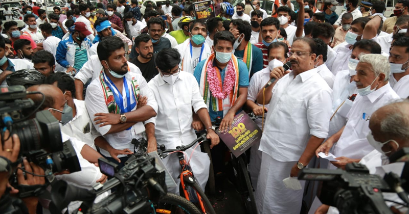 ഇന്ധനക്കൊള്ളയ്ക്കെതിരെ അലയടിച്ച് പ്രതിഷേധം ; യൂത്ത് കോൺഗ്രസ്‌ സൈക്കിൾ റാലിക്ക് ആവേശ സമാപനം