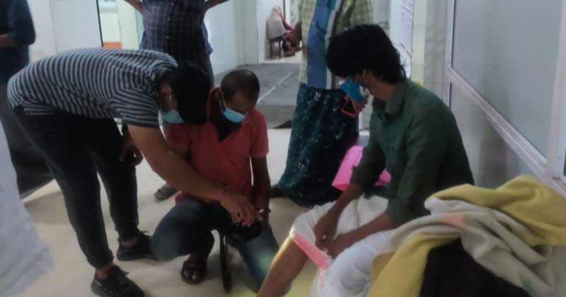 പൊലീസ് മർദ്ദനം ; ലാത്തി കൊണ്ട് അടിയേറ്റ മാധ്യമപ്രവർത്തകന് പരിക്ക്