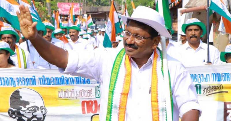 ഇന്ധനവില കൂടുമ്പോൾ നികുതിയിളവ് നല്‍കാത്ത പിണറായി സർക്കാർ നടപടി ക്രൂരം : സതീശൻ പാച്ചേനി