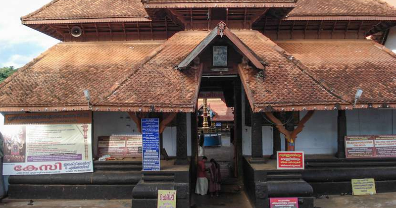 ഏറ്റുമാനൂർ ക്ഷേത്രത്തിലെ തിരുവാഭരണം മോഷ്ടിക്കപ്പെട്ടു; സ്ഥിരീകരിച്ച് പൊലീസ്