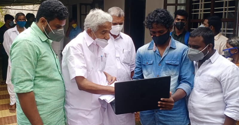 സംഗീത ആൽബവുമായി യൂത്ത് കോൺഗ്രസ് ; ഉമ്മൻ ചാണ്ടി റിലീസ് ചെയ്തു