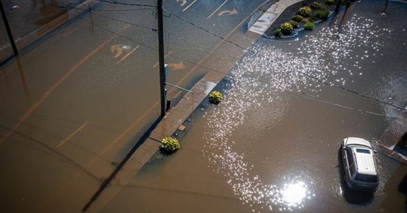 ഐഡ ചുഴലിക്കാറ്റ് : കനത്ത മഴയിലും വെള്ളപ്പൊക്കത്തിലും 46 മരണം