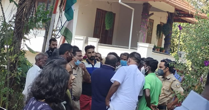 കണ്ണൂരില്‍ കോണ്‍ഗ്രസ് യൂണിറ്റ് കമ്മിറ്റി രൂപീകരണം തടഞ്ഞ് സിപിഎം ഗുണ്ടായിസം; അസഭ്യവര്‍ഷം,  കയ്യേറ്റ ശ്രമം