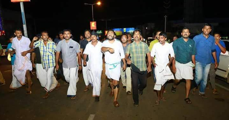 മുഖ്യമന്ത്രിയെ കരിങ്കൊടി കാണിച്ച കേസില്‍ യൂത്ത് കോൺഗ്രസ്സ് നേതാക്കൾക്ക് തടവുശിക്ഷ