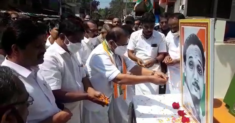 ഷുഹൈബിനെ അനുസ്മരിച്ച് ജന്മനാട്; ചടങ്ങുകള്‍ക്ക് നേതൃത്വം നല്‍കി കെപിസിസി പ്രസിഡന്‍റ്