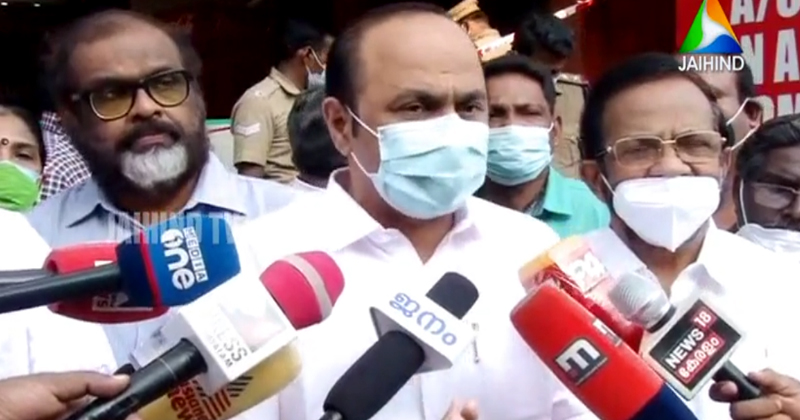 കേരളം ഗുണ്ടാഭീതിയില്‍; ആരെയും എപ്പോള്‍ വേണമെങ്കിലും കൊല്ലാമെന്ന അവസ്ഥ; മുഖ്യമന്ത്രി ദുരഭിമാനം വെടിയണമെന്ന് പ്രതിപക്ഷ നേതാവ് | VIDEO
