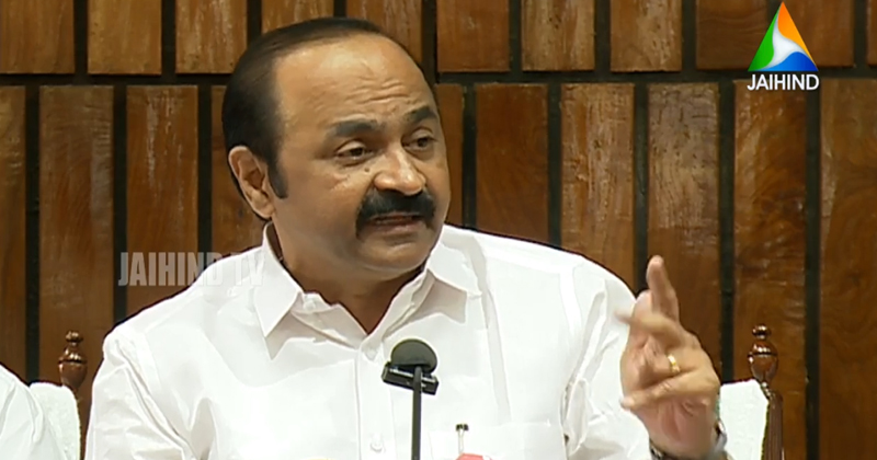 പെട്ടി എടുത്ത് ഓടാന്‍ ഡിവൈഎഫ്ഐക്കാരനെ ചുമതലപ്പെടുത്തിയത് ആരാണ്?; രൂക്ഷ വിമർശനവുമായി പ്രതിപക്ഷ നേതാവ്