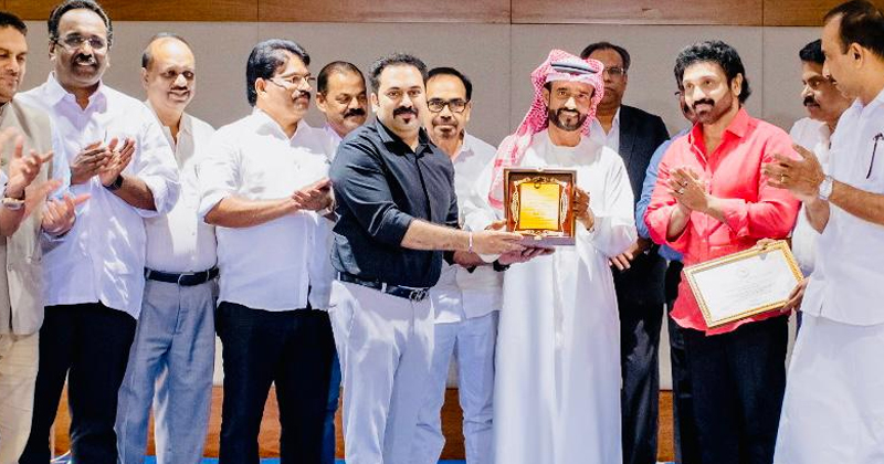 സ്നേഹ സംഗമമായി യുഎഇ ഇന്‍കാസ് ഇഫ്താര്‍ വിരുന്ന് ; ജയ്ഹിന്ദ് ടിവിയ്ക്ക് ആദരം
