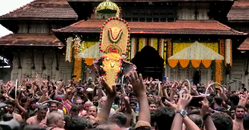 പൂരങ്ങളുടെ പൂരം നാളെ; വിളംബരമറിയിച്ച്  നെയ്തലക്കാവിലമ്മ