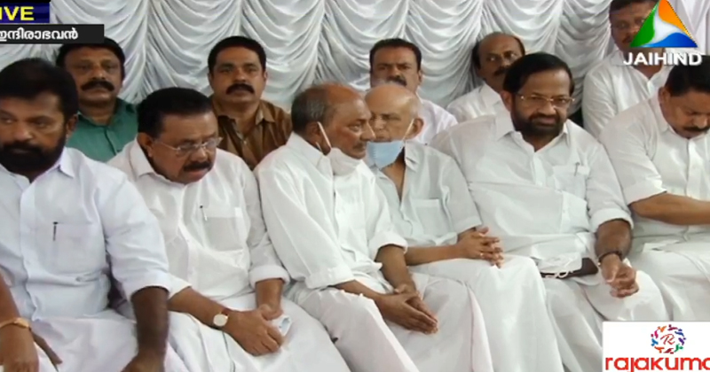 രാജീവ് ഗാന്ധി രക്തസാക്ഷിത്വദിനം; ഇന്ദിരാഭവനില്‍ അനുസ്മരണവും പുഷ്പാർച്ചനയും നടത്തി