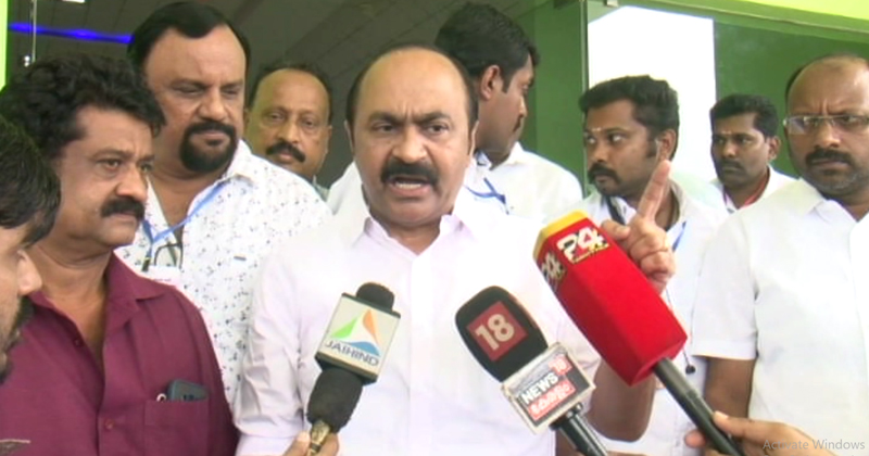 കെട്ടിയിറക്കിയ ഇടതുസ്ഥാനാർത്ഥി; സിപിഎം വിശദീകരിക്കേണ്ടത് സ്വന്തം പ്രവര്‍ത്തകരോടെന്ന് പ്രതിപക്ഷ നേതാവ്