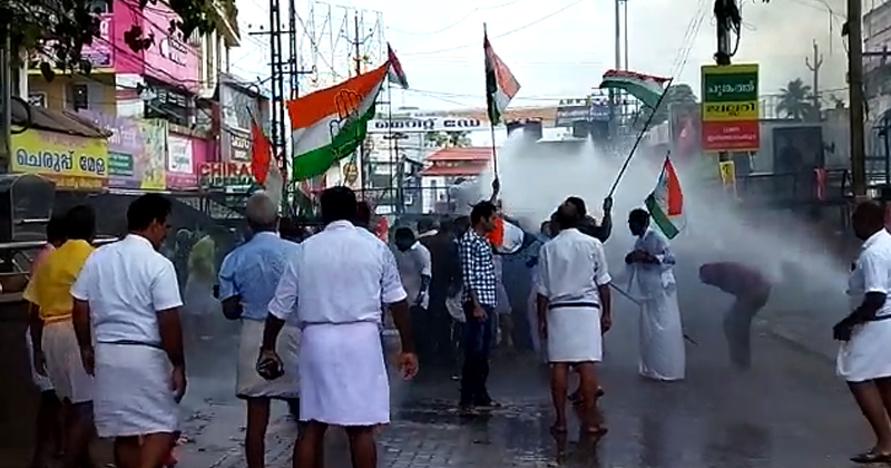 കരുവന്നൂരിലെ വിവാദ പ്രസ്താവന; മന്ത്രി ആർ ബിന്ദുവിന്‍റെ ഓഫീസിലേക്ക് കോണ്‍ഗ്രസ് മാർച്ച്