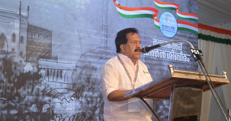 കേന്ദ്രസർക്കാരിന്‍റേത് വർഗീയ ഫാസിസ്റ്റ് അജണ്ട; സിപിഎമ്മിനെ കൂട്ടുപിടിച്ച് കേരളത്തിലും നടപ്പാക്കാന്‍ ശ്രമം: രമേശ് ചെന്നിത്തല