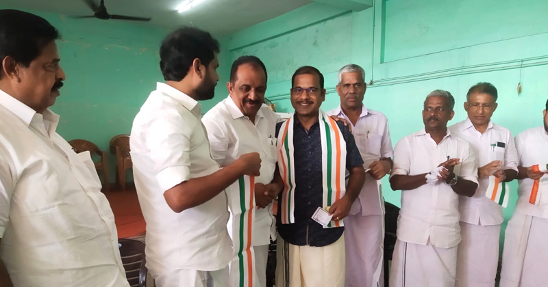 കോണ്‍ഗ്രസ് അംഗത്വം സ്വീകരിച്ച് ബിജെപി കൗൺസിലർ; തീരുമാനം ഭാരത് ജോഡോ യാത്രയുടെ സന്ദേശം ഉള്‍ക്കൊണ്ട്