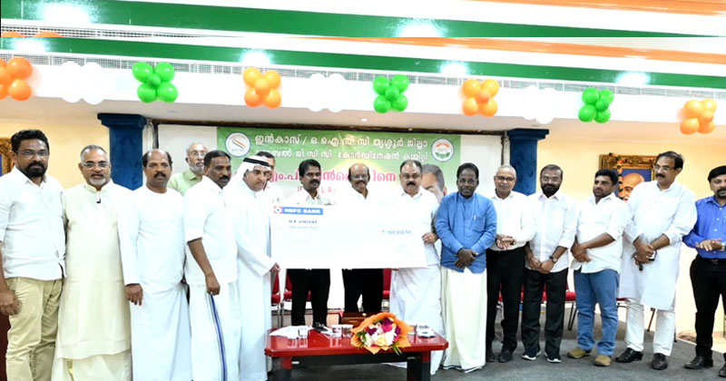 പ്രവാസി പോരാട്ടത്തിന് ലഭിച്ച അവാര്‍ഡ് തുക പ്രവാസി യാത്രാനിധിയിലേക്ക് സംഭാവന ചെയ്ത് മുന്‍ എംഎല്‍എ; എം.പി വിന്‍സന്‍റിന് കൈയടിച്ച് യുഎഇ