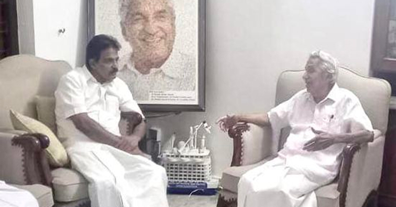 വിദേശത്തേക്ക് ചികിത്സയ്ക്ക് പോകുന്ന ഉമ്മന്‍ ചാണ്ടിയെ കെ.സി വേണുഗോപാല്‍ എംപി സന്ദർശിച്ചു