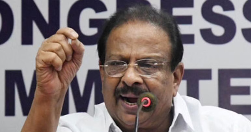 'യജമാനനെ കാണുമ്പോള്‍ പട്ടി വാലാട്ടുന്നതുപോലെ സിപിഎം നേതാക്കളെ കാണുമ്പോള്‍ പോലീസ് വാലാട്ടുന്നു'; കെ സുധാകരന്‍ എംപി