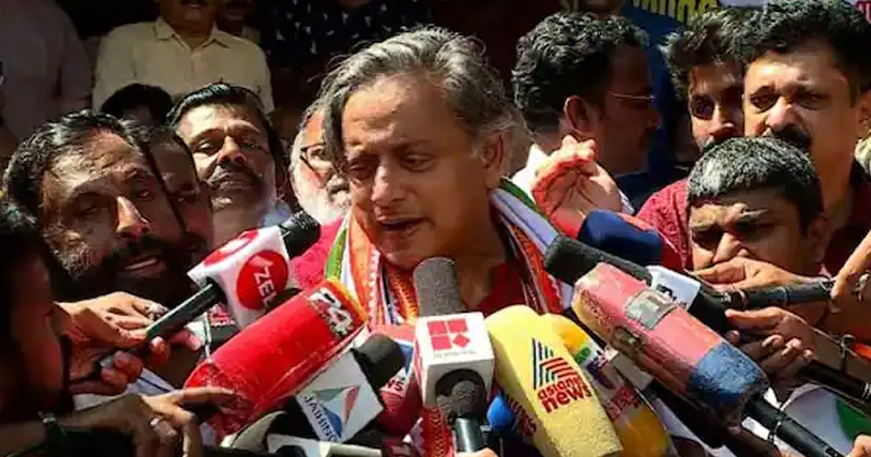 മേയര്‍ പാർട്ടി പ്രതിനിധിയായി പ്രവർത്തിക്കുന്നു, രാജിവെക്കണം; ശശി തരൂര്‍ എംപി