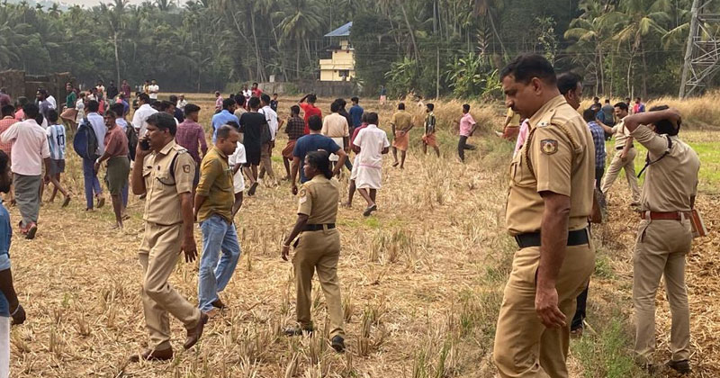 തൃശൂർ വടക്കാഞ്ചേരിയില്‍ വെടിക്കെട്ട് പുരയില്‍ വന്‍ സ്ഫോടനം; ഒരാള്‍ക്ക് ഗുരുതര പരിക്ക്
