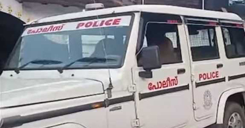 തിരുവനന്തപുരത്ത് പൊലീസിന് നേരെ ബോംബേറ്; ആക്രമണം പ്രതികളെ പിടികൂടാനെത്തിയപ്പോള്‍; പ്രതി കസ്റ്റഡിയില്‍ ആത്മഹത്യയ്ക്ക് ശ്രമിച്ചു
