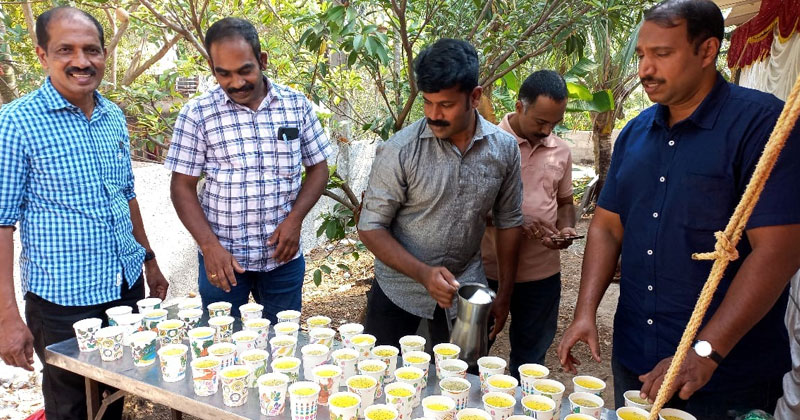 കരുതലായി കർമ്മസേന; മാതൃകയായി കേരള വാട്ടർ അതോറിറ്റി സ്റ്റാഫ് അസോസിയേഷൻ ഐഎൻടിയുസി