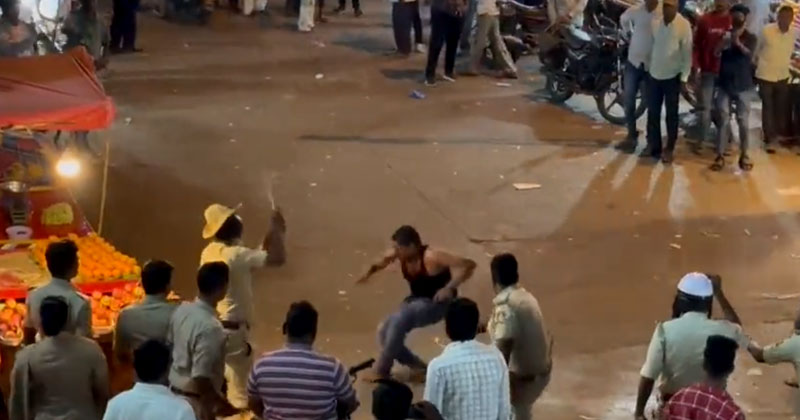 കത്തിയുമായി മാർക്കറ്റില്‍ ഭീകരാന്തരീക്ഷം സൃഷ്ടിച്ച് അക്രമി; വെടിവെച്ച് വീഴ്ത്തി പോലീസ് | VIDEO