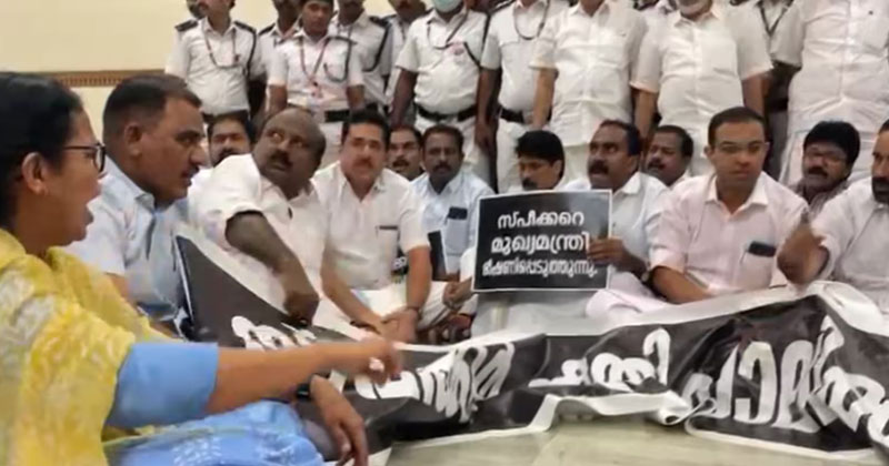കള്ളക്കേസെടുത്ത് തളര്‍ത്താനാകില്ല; ജനവിരുദ്ധ സര്‍ക്കാരിനെതിരെ രാഷ്ട്രീയ, നിയമ പോരാട്ടങ്ങള്‍ തുടരും