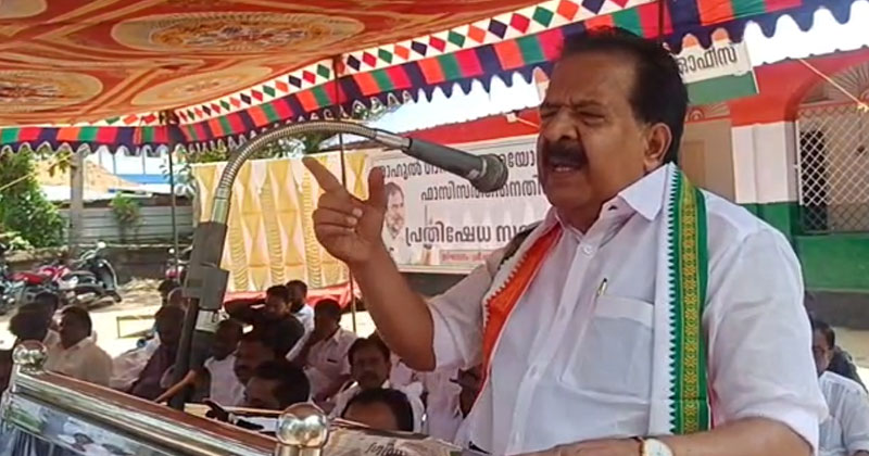 'പ്രധാനമന്ത്രി വിഡ്ഡികളുടെ സ്വർഗത്തില്‍; ജനങ്ങള്‍ രാഹുല്‍ ഗാന്ധിക്കൊപ്പമുണ്ട്': രമേശ് ചെന്നിത്തല