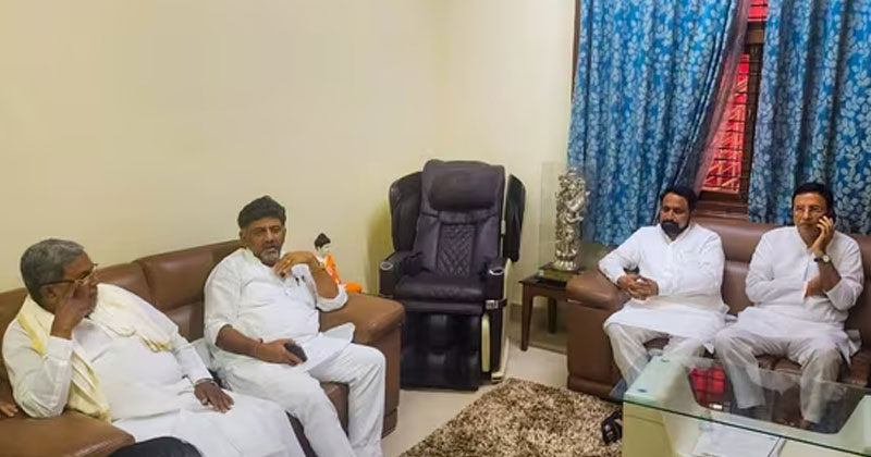 കർണാടകയില്‍ ബിജെപി ക്യാമ്പിനെ ഞെട്ടിച്ച് നേതാക്കളുടെ കൊഴിഞ്ഞുപോക്ക്; മുന്‍ ഉപമുഖ്യമന്ത്രി ലക്ഷ്മണ്‍ സാവദിയും കോണ്‍ഗ്രസില്‍ ചേർന്നു