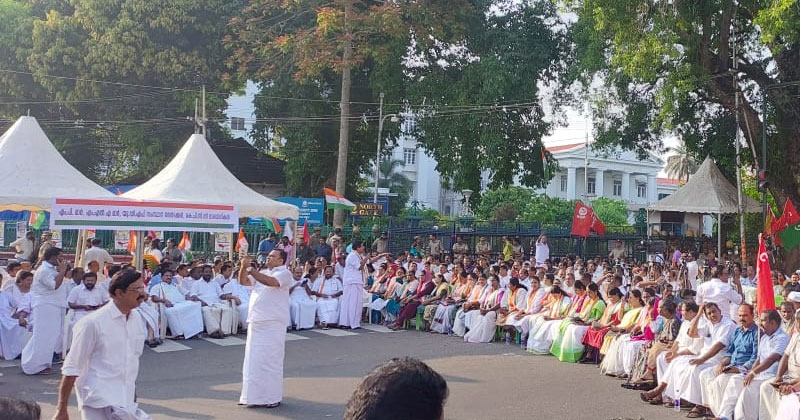പിണറായി സര്‍ക്കാരിന്‍റെ ജനദ്രോഹത്തിനും അഴിമതിക്കുമെതിരെ യുഡിഎഫിന്‍റെ സെക്രട്ടറിയേറ്റ് വളയല്‍ സമരം ആരംഭിച്ചു