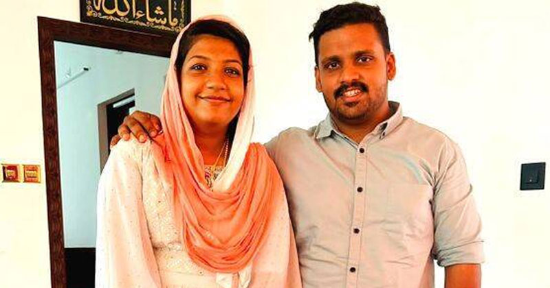 കാത്തിരിപ്പ് വിഫലം; ഫോട്ടോ എടുക്കുന്നതിനിടെ പുഴയിൽ വീണ നവ ദമ്പതികളുടെ മൃതദേഹം കണ്ടെത്തി