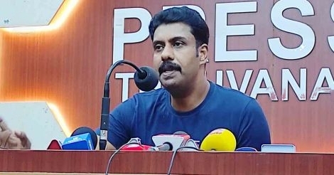 സോളാർ ആളിക്കത്തിക്കണമെന്ന് ഇ.പി. ജയരാജന്‍ ആവശ്യപ്പെട്ടു; സജി ചെറിയാന്‍ പരാതിക്കാരിയുമായി അടച്ചിട്ട മുറിയില്‍ ചർച്ച നടത്തി: വെളിപ്പെടുത്തലുമായി ഫെനി ബാലകൃഷ്ണന്‍