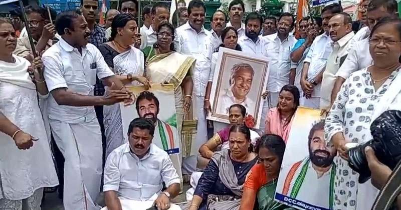 ചരിത്ര വിജയം കുറിച്ച് ചാണ്ടി ഉമ്മന്‍; തലസ്ഥാന നഗരിയില്‍ മധുരം വിതരണം ചെയ്ത് ആഘോഷം