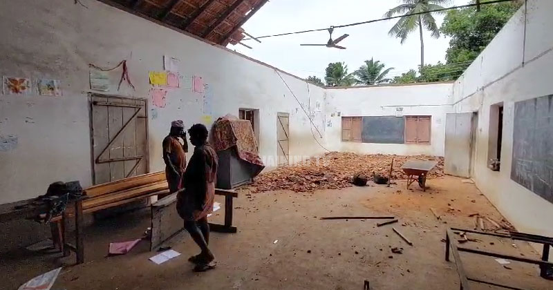 ചിതറയില്‍ സ്കൂള്‍ കെട്ടിടം തകർന്നുവീണു; വന്‍ അപകടം ഒഴിവായത് അവധി ദിവസമായതിനാല്‍