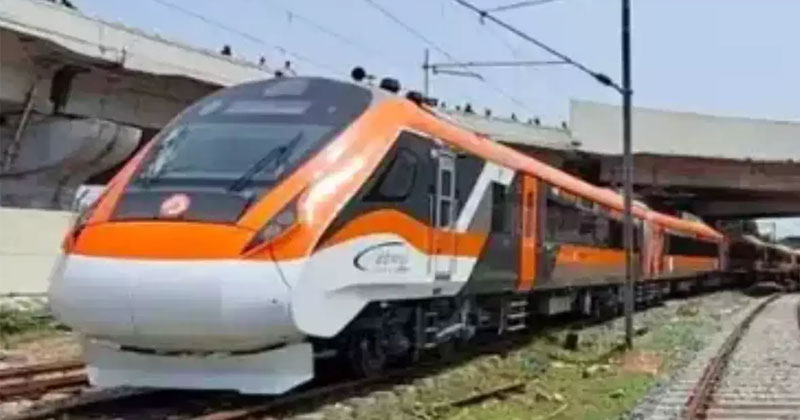 രണ്ടാമത്തെ വന്ദേ ഭാരത് ട്രെയിൻ കൊച്ചുവേളിയിലെത്തി; 26 മുതല്‍ സര്‍വ്വീസ് ആരംഭിക്കും