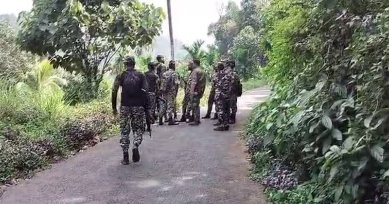 കണ്ണൂരില്‍ മാവേയിസ്റ്റുകളും പോലീസും ഏറ്റുമുട്ടി; കൂടുതല്‍ പോലീസ് സ്ഥലത്തേക്ക്