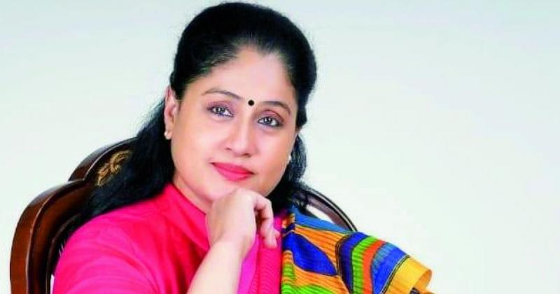ലേഡി സൂപ്പര്‍ സ്റ്റാര്‍ വിജയശാന്തി ബിജെപി വിട്ടു; രാഹുല്‍ഗാന്ധിയുടെ റാലിയില്‍ പങ്കെടുക്കുമെന്ന് അഭ്യൂഹം