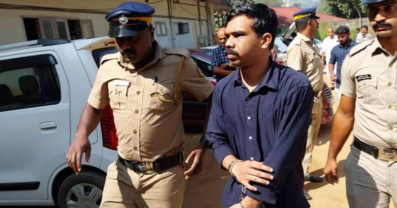 വണ്ടിപ്പെരിയാർ കേസില്‍ പുനഃരന്വേഷണം വേണം; മുഖ്യമന്ത്രിയെ കണ്ട് കുട്ടിയുടെ മാതാപിതാക്കള്‍