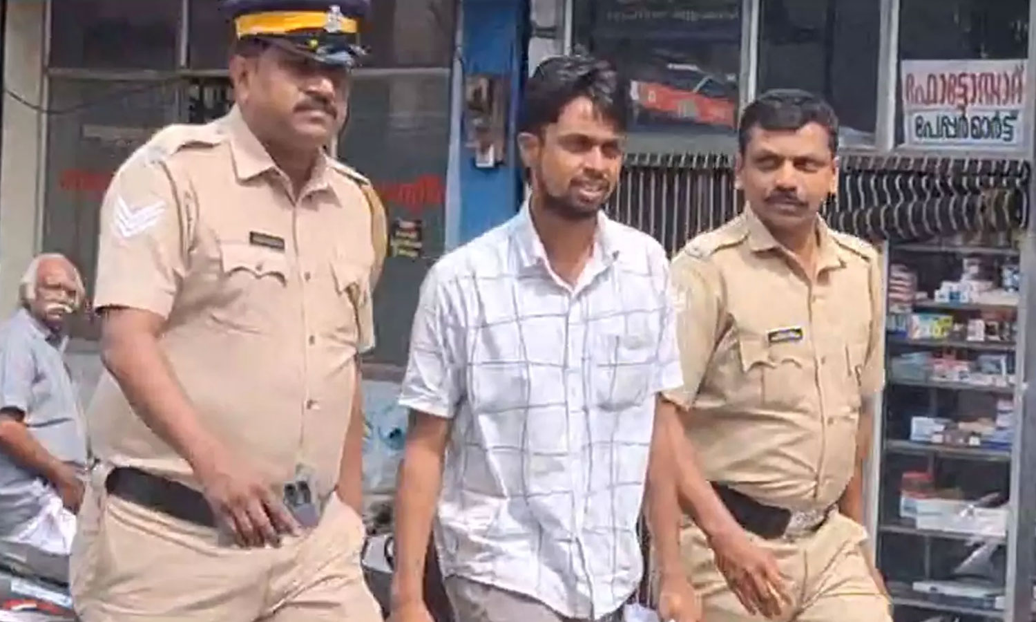 വിദ്യാർഥിനിയെ തട്ടിക്കൊണ്ടുപോയി പീഡിപ്പിച്ച കേസ്; പ്രതിക്ക് 23 വർഷം കഠിനതടവും 35,000 രൂപ പിഴയും