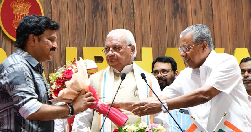 മന്ത്രിമാരുടെ സത്യപ്രതിജ്ഞയ്ക്ക് രാജ്ഭവന്‍ ആവശ്യപ്പെട്ടത് 5 ലക്ഷം രൂപ; പണം മുന്‍കൂറായി നല്‍കി ധനവകുപ്പ്‌