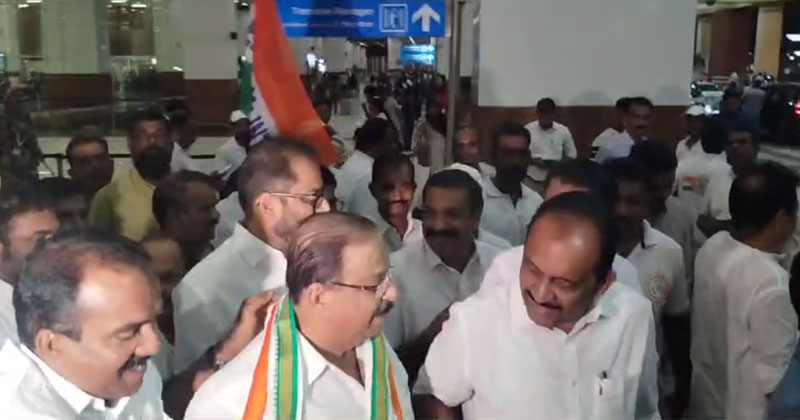 ചികിത്സയ്ക്ക് ശേഷം കെ. സുധാകരന്‍ എംപി മടങ്ങിയെത്തി; നെടുമ്പാശേരി വിമാനത്താവളത്തില്‍ സ്വീകരിച്ച് നേതാക്കള്‍