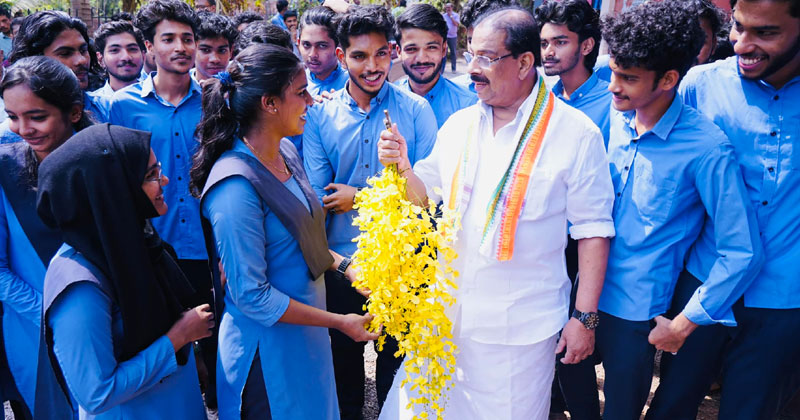 മണ്ഡലം നിറഞ്ഞ് കെ. സുധാകരന്‍റെ പ്രചാരണം; ആവേശോജ്വല സ്വീകരണം ഏറ്റുവാങ്ങി സ്ഥാനാർത്ഥി പര്യടനം