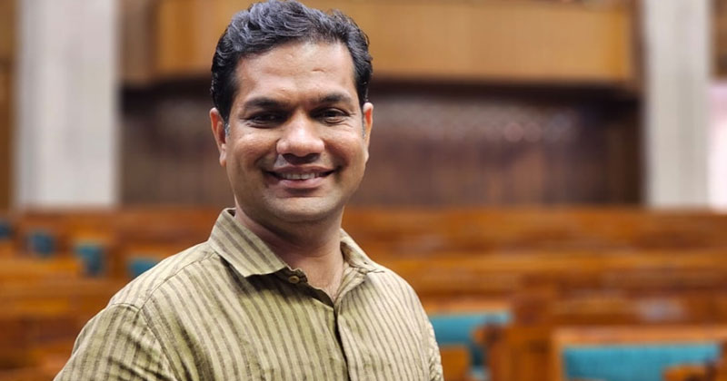 എറണാകുളത്തെ യുഡിഎഫ് സ്ഥാനാർത്ഥി ഹൈബി ഈഡന്‍ നാമനിർദ്ദേശ പത്രിക സമർപ്പിച്ചു