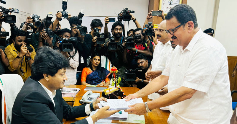 തൃശൂര്‍ യുഡിഎഫ് സ്ഥാനാര്‍ത്ഥി കെ. മുരളീധരന്‍ നാമനിര്‍ദ്ദേശ പത്രിക സമര്‍പ്പിച്ചു