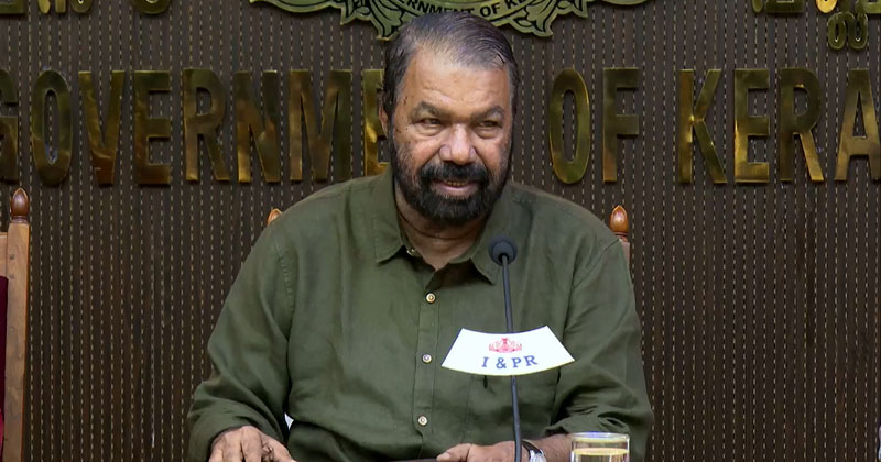 പൊതു വിദ്യാലയങ്ങളിലെ അധ്യാപകര്‍ സ്വകാര്യ ട്യൂഷന്‍ സ്ഥാപനങ്ങളില്‍ ജോലി ചെയ്യാന്‍ പാടില്ല ; മന്ത്രി വി ശിവന്‍കുട്ടി
