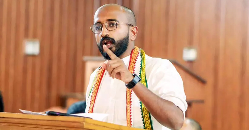 പ്ലസ് വണ്‍ സീറ്റിലെ എസ്എഫ്ഐ നിലപാട് പരിഹാസ്യം; വിദ്യാർത്ഥി സമൂഹം അർഹിക്കുന്ന അവജ്ഞയോടെ തള്ളും: അലോഷ്യസ് സേവ്യർ