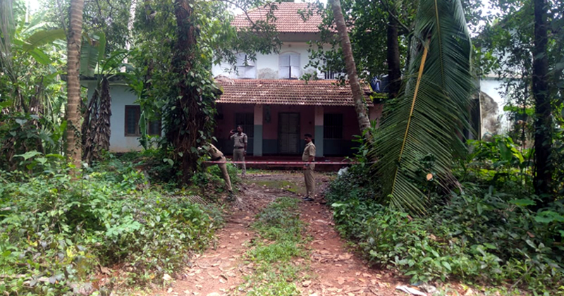 തേങ്ങ പെറുക്കുന്നതിനിടെ കിട്ടിയത് സ്റ്റീല്‍ പാത്രം; തുറന്നതോടെ ഉഗ്രസ്ഫോടനം, ശരീരം ചിന്നിച്ചിതറി; കണ്ണൂരിനെ നടുക്കി വീണ്ടും ബോംബ് സ്ഫോടനം